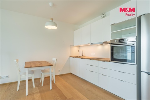 Pronájem bytu 1kk, 34 m² 2