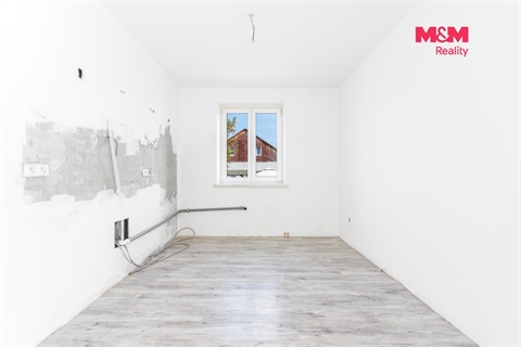 Prodej rodinného domu, 212 m² - 10