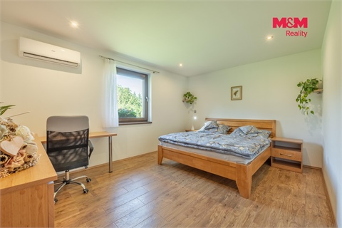 Prodej rodinného domu, 178 m² 14