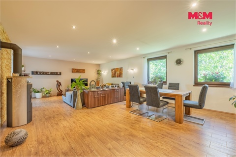 Prodej rodinného domu, 178 m² - 6