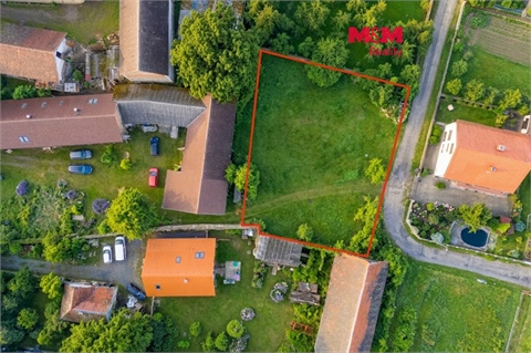 Prodej stavebního pozemku, 1 129 m² 0