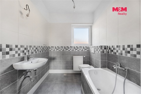 Prodej rodinného domu, 76 m² - 6