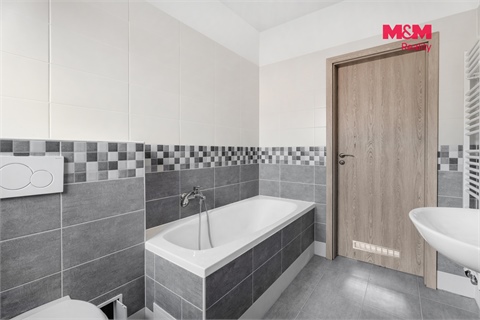 Prodej rodinného domu, 76 m² 8