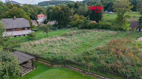 Prodej stavebního pozemku, 1 184 m² 0