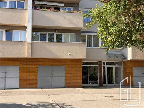 Pronájem bytu 3+1, 95 m² - 14