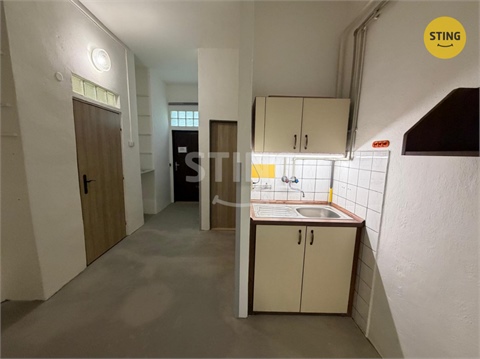 Prodej skladu / haly, 111 m² - 6