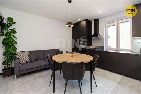Pronájem bytu 3kk, 71 m² 0