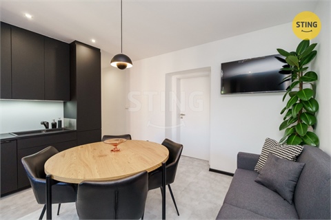 Pronájem bytu 3kk, 71 m² - 2
