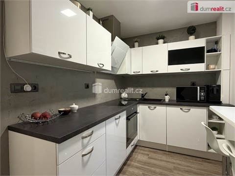 Prodej bytu 2+1, 57 m² 0