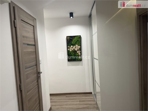 Prodej bytu 2+1, 57 m² - 2