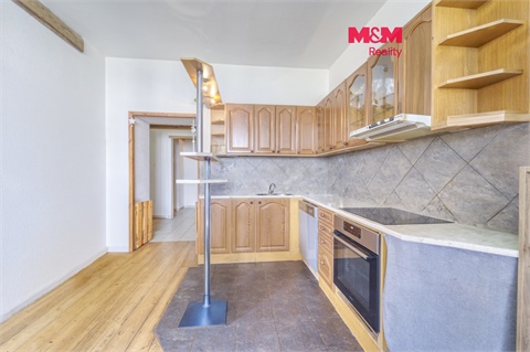 Prodej bytu 4kk, 94 m² 0