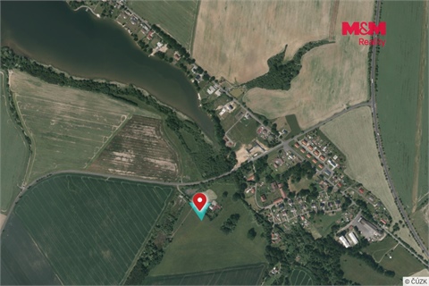 Prodej stavebního pozemku, 1 000 m² 8