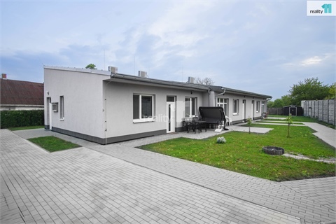 Pronájem bytu 1kk, 25 m² - 0