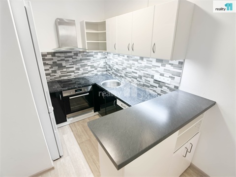 Pronájem bytu 2kk, 38 m² 2
