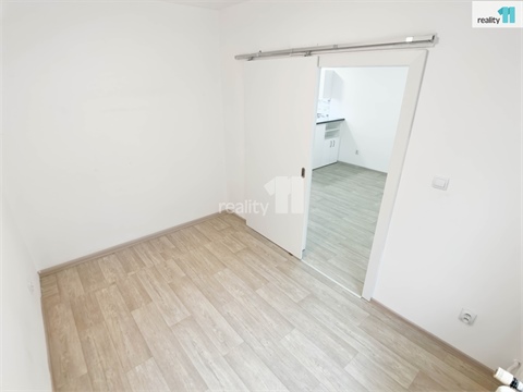 Pronájem bytu 2kk, 38 m² 6