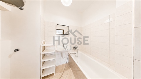 Prodej bytu 2kk, 51 m² - 14