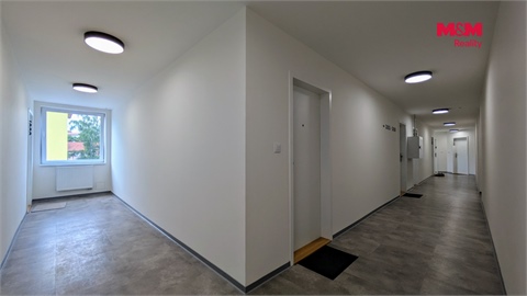 Pronájem bytu 1kk, 19 m² 12