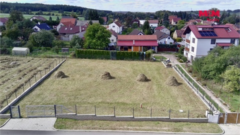Prodej stavebního pozemku, 1 036 m² 2