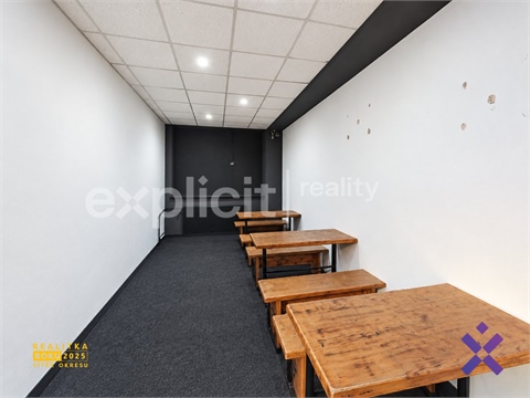 Pronájem komerčního objektu, 200 m² 10