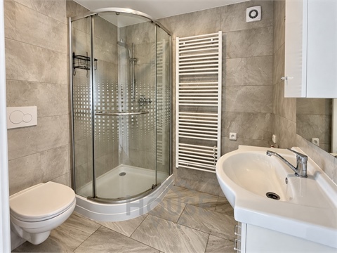 Prodej rodinného domu, 95 m² 10