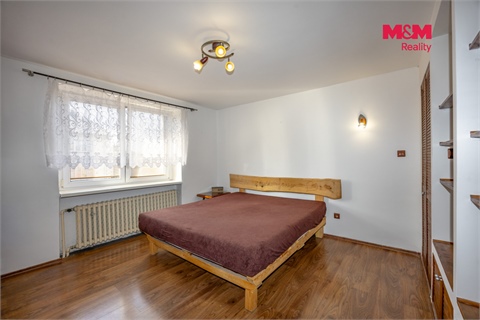 Prodej rodinného domu, 242 m² - 12