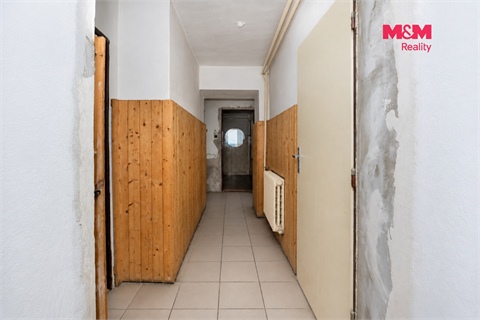 Prodej rodinného domu, 242 m² 8