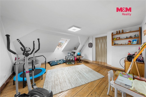 Prodej rodinného domu, 253 m² - 16