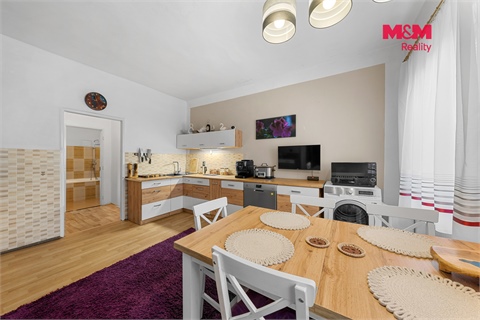 Prodej rodinného domu, 253 m² - 2