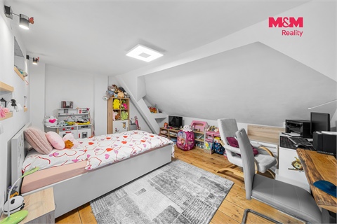 Prodej rodinného domu, 253 m² 16