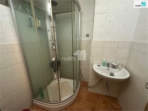 Prodej rodinného domu, 495 m² 16