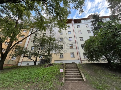 Prodej bytu 1+1, 32 m² 8
