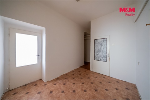 Prodej bytu 1+1, 62 m² - 6