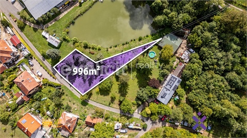 Prodej stavebního pozemku, 996 m² 0