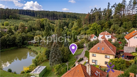 Prodej stavebního pozemku, 996 m² 6
