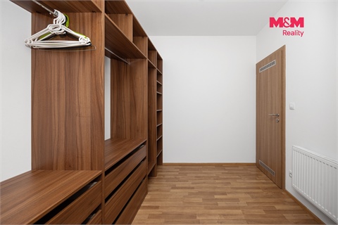 Pronájem bytu 3kk, 119 m² - 8
