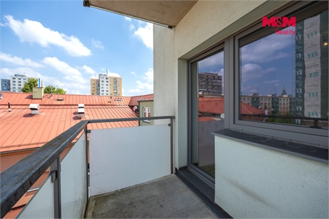 Pronájem bytu 3kk, 119 m² - 12