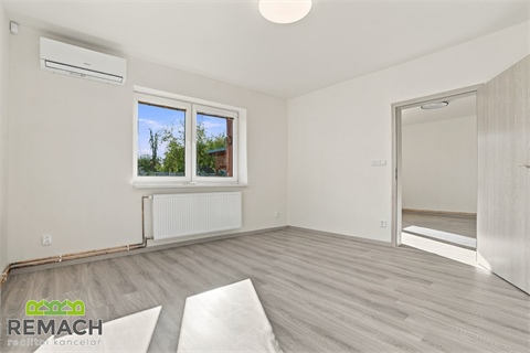 Pronájem bytu 3+1, 89 m² - 12