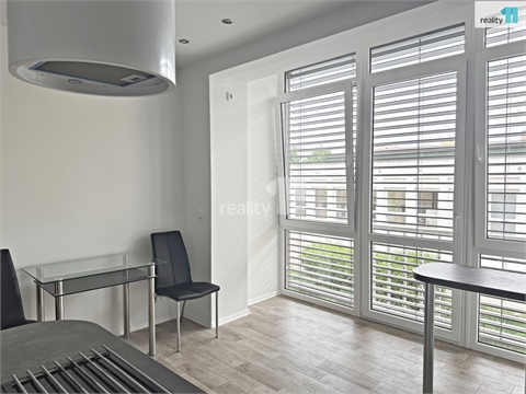 Prodej bytu 1kk, 50 m² - 10