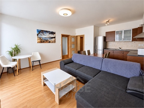 Prodej bytu 2kk, 59 m² 2