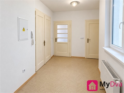 Pronájem bytu 2+1, 75 m² 6
