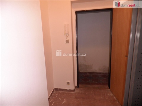 Pronájem bytu 1kk, 27 m² - 2