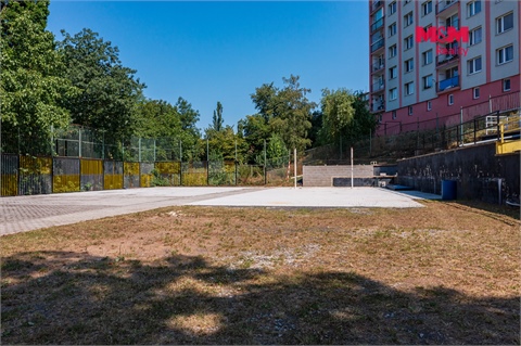 Prodej stavebního pozemku, 1 706 m² 8
