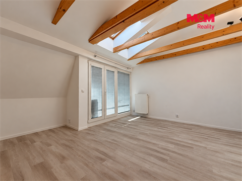 Pronájem bytu 2+1, 53 m² 2