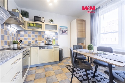 Pronájem bytu 3kk, 84 m² 0