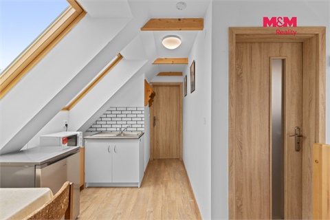 Prodej rodinného domu, 380 m² - 14