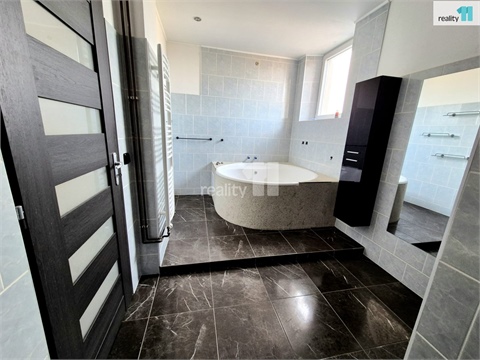 Prodej bytu 3+1, 78 m² - 4