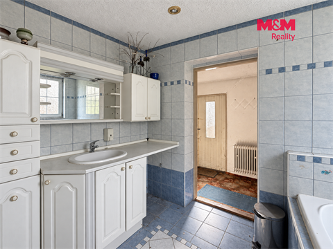 Prodej rodinného domu, 208 m² 26