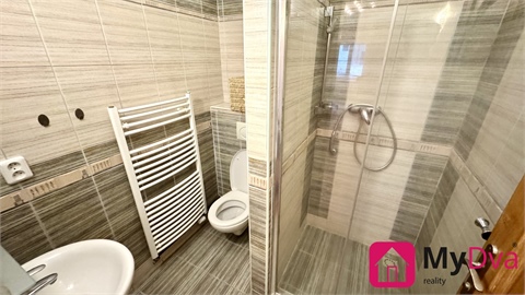 Prodej rodinného domu, 208 m² 4