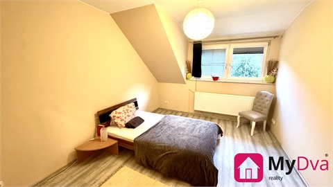 Prodej rodinného domu, 208 m² - 22