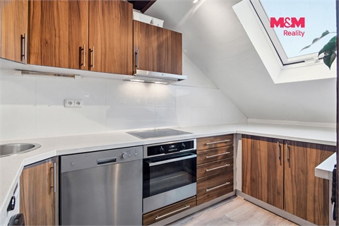 Prodej bytu 3kk, 93 m² - 0